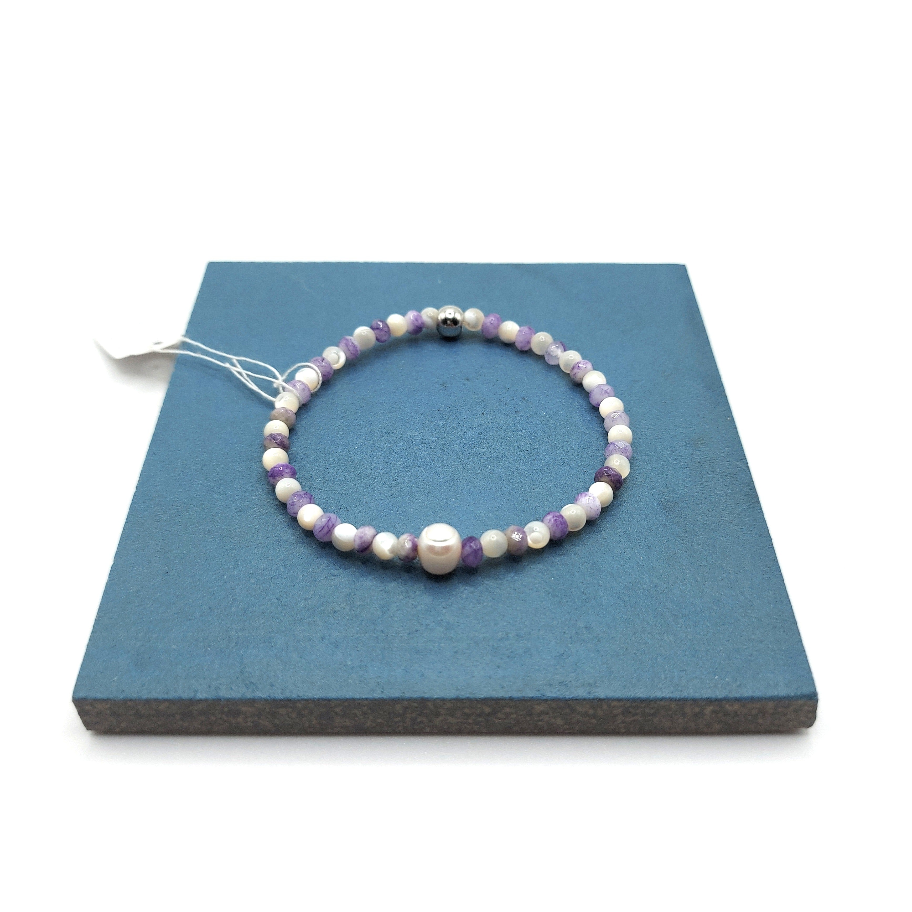 Purple Malaysian Jade, Mother of Pearl & Freshwater Pearl Bracelet