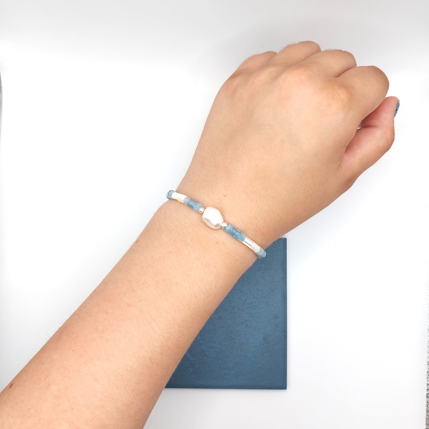 Aquamarine, Mother of Pearl & Keshi Pearl Bracelet