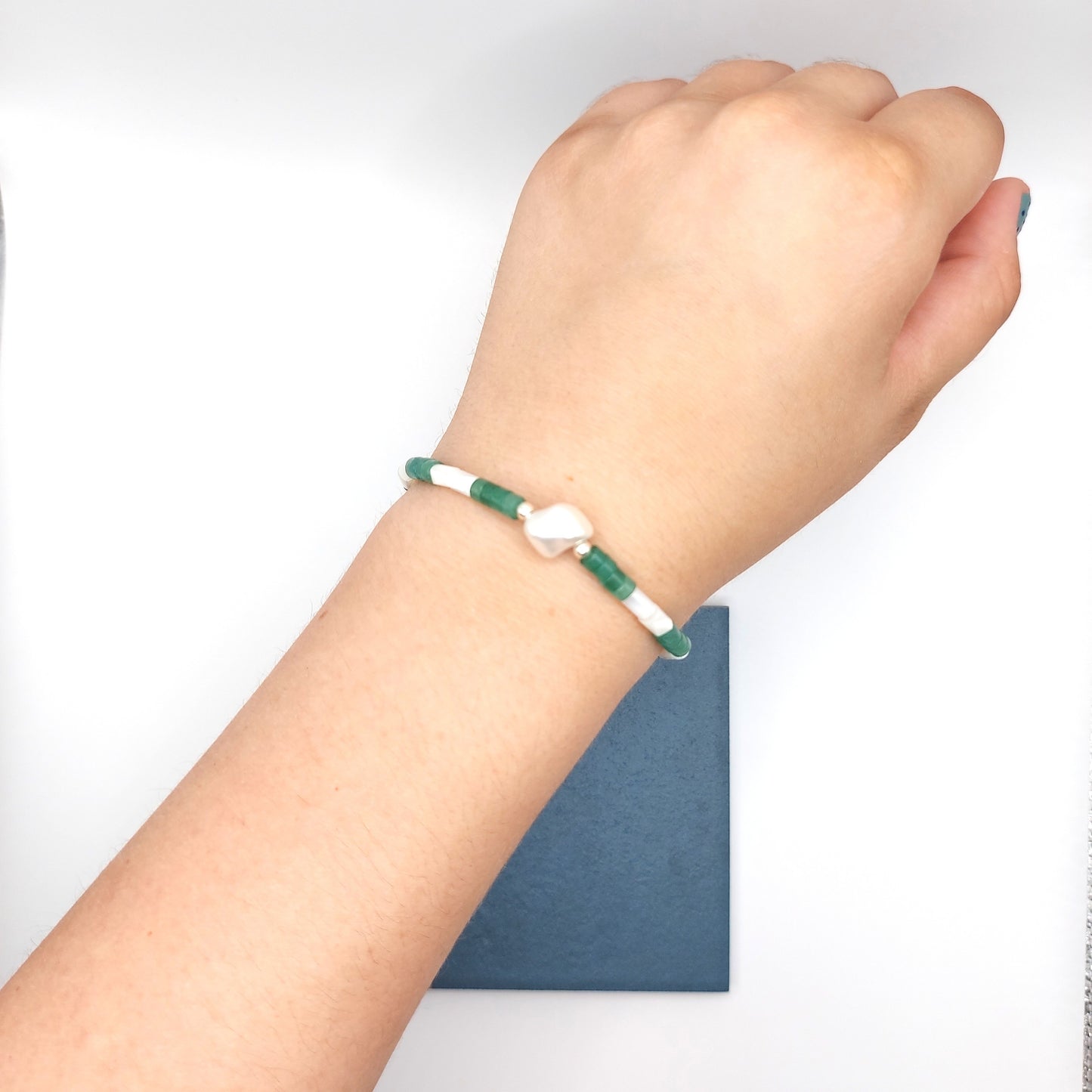 Green Aventurine, Mother of Pearl & Keshi Pearl Bracelet