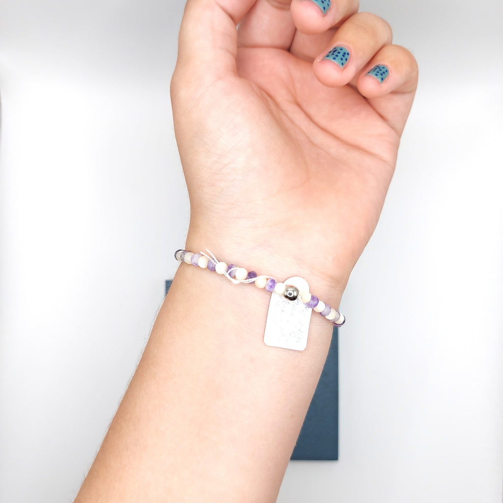 Purple Malaysian Jade, Mother of Pearl & Freshwater Pearl Bracelet