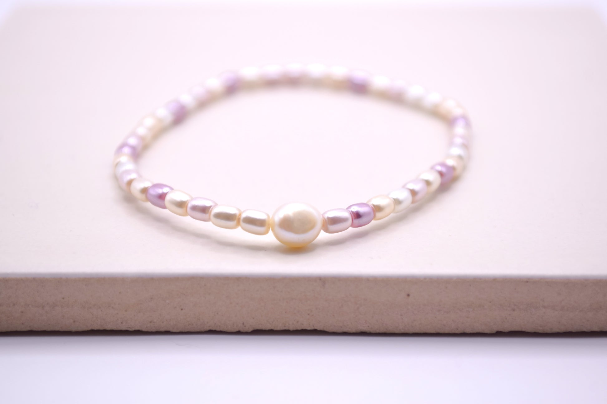 Shell Pearl & Freshwater Pearl Bracelet