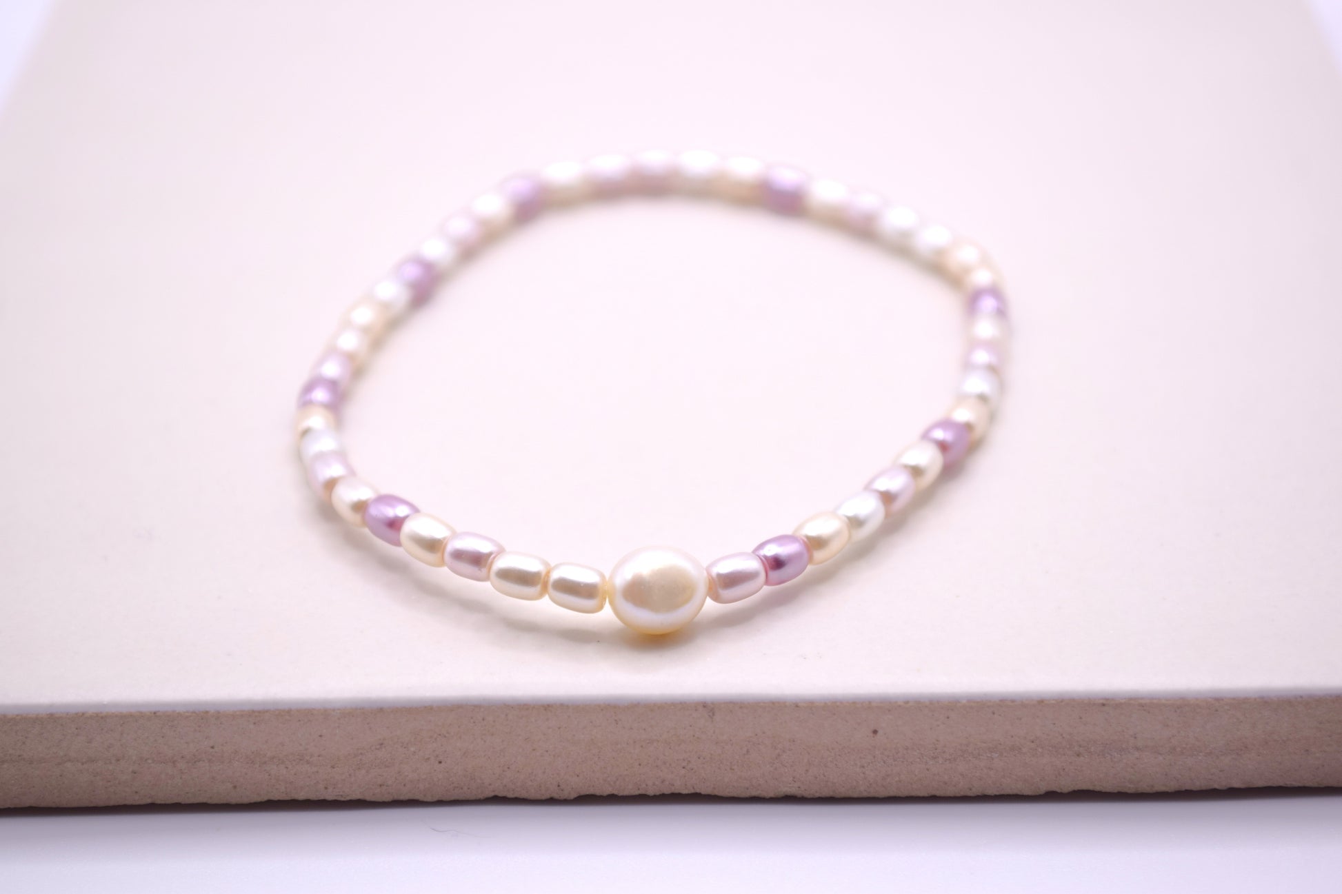 Shell Pearl & Freshwater Pearl Bracelet