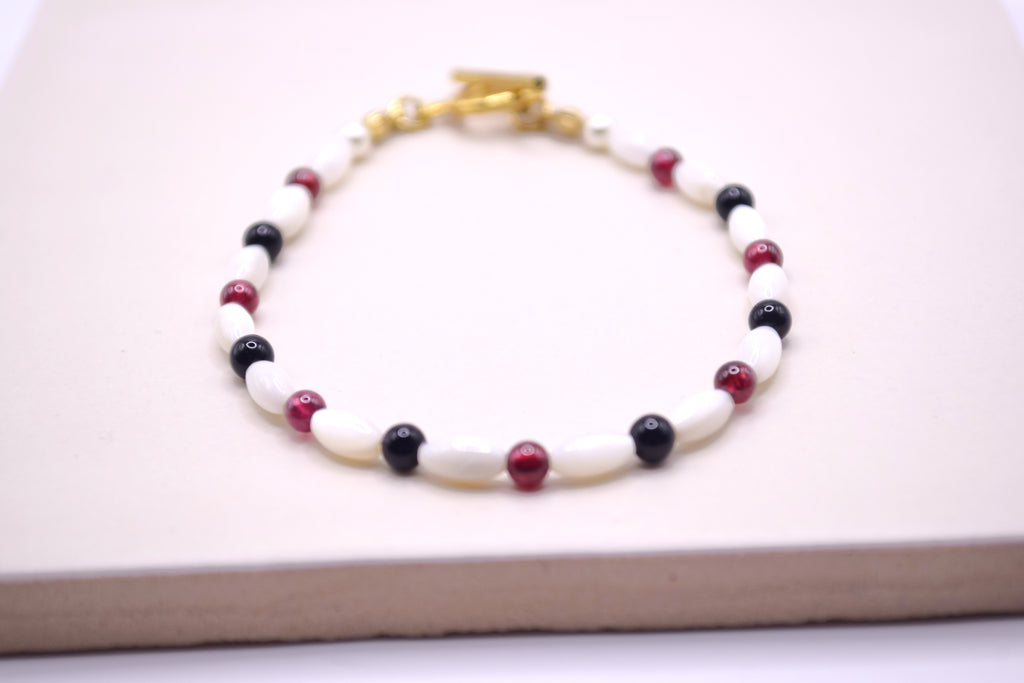 Agate & Garnet Necklace