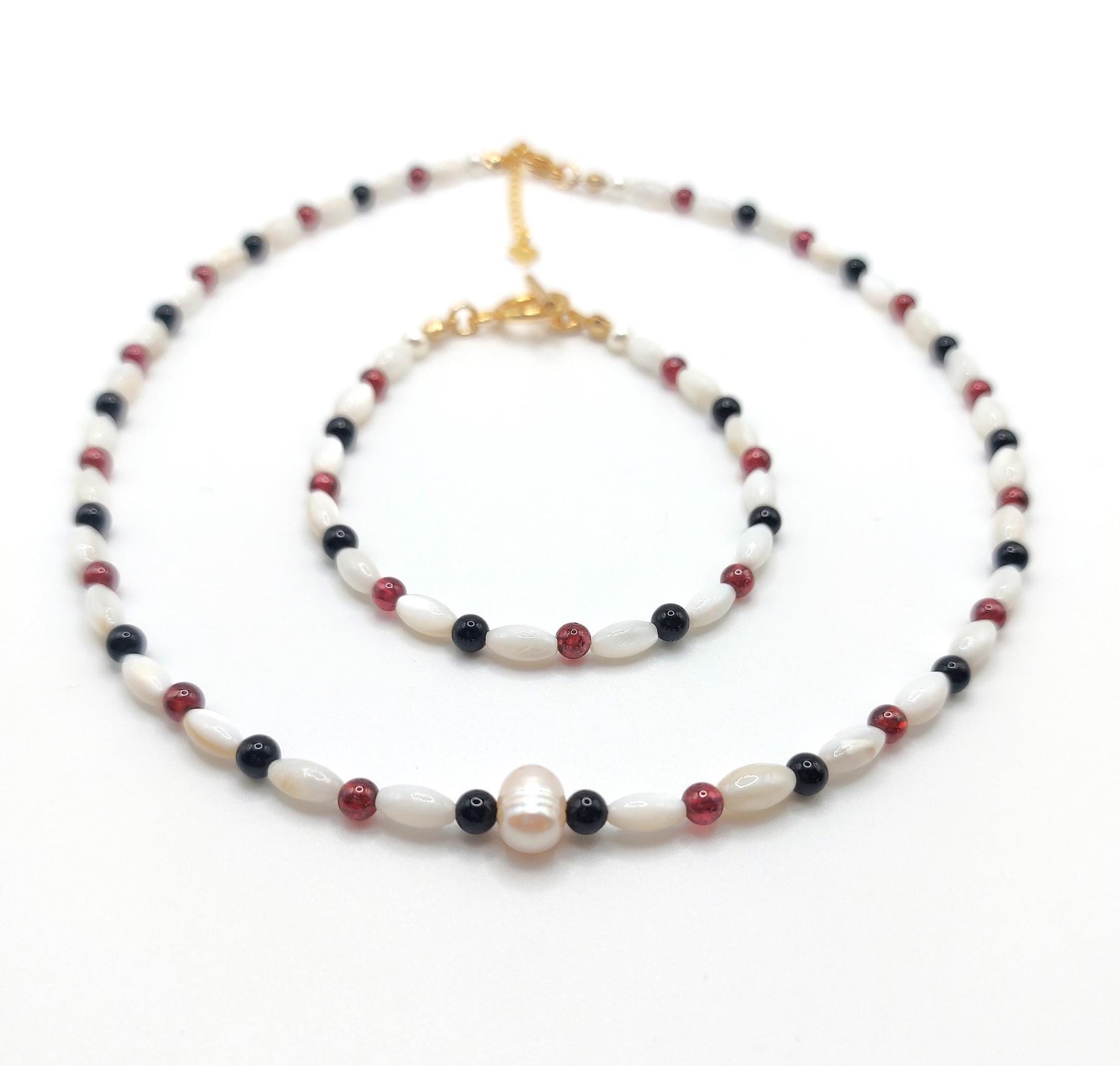 Agate & Garnet Necklace